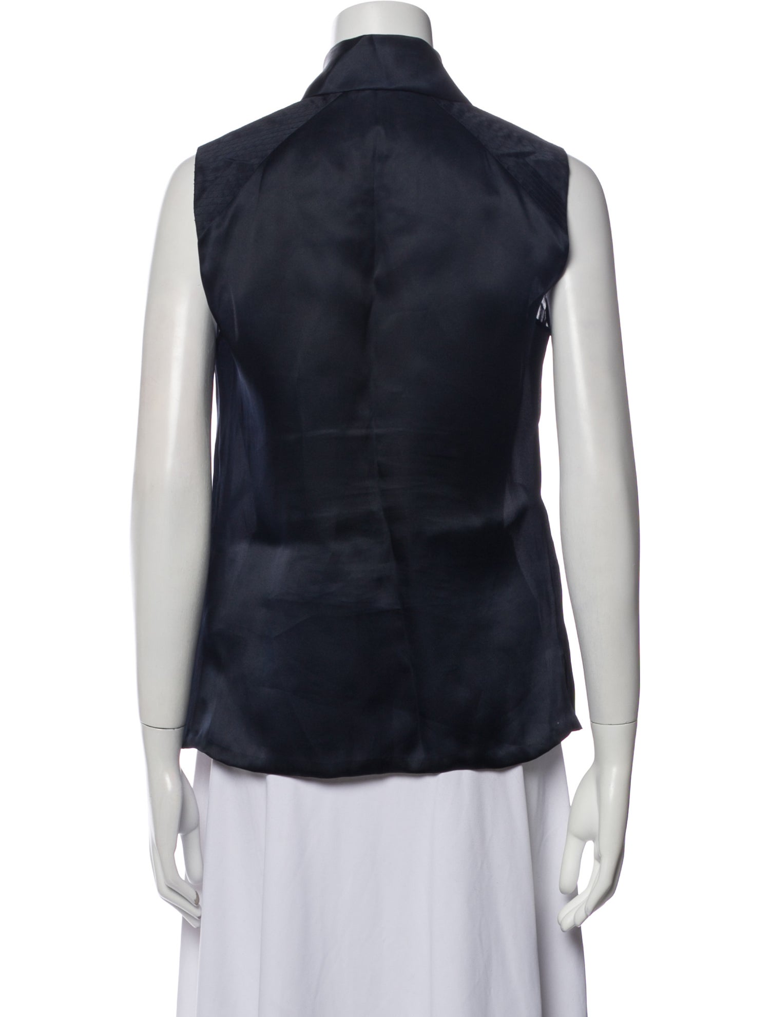 Bill Blass Sleeveless Button-Up Top